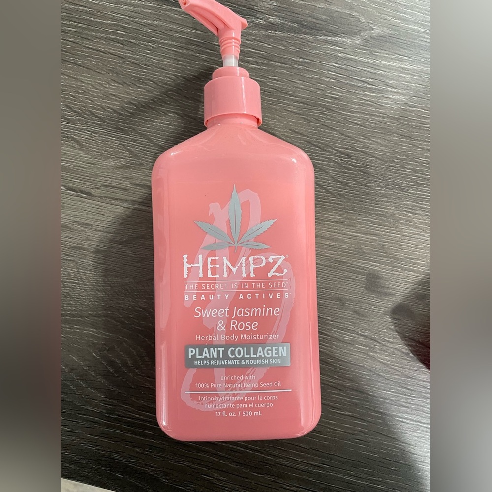 Hempz body lotion